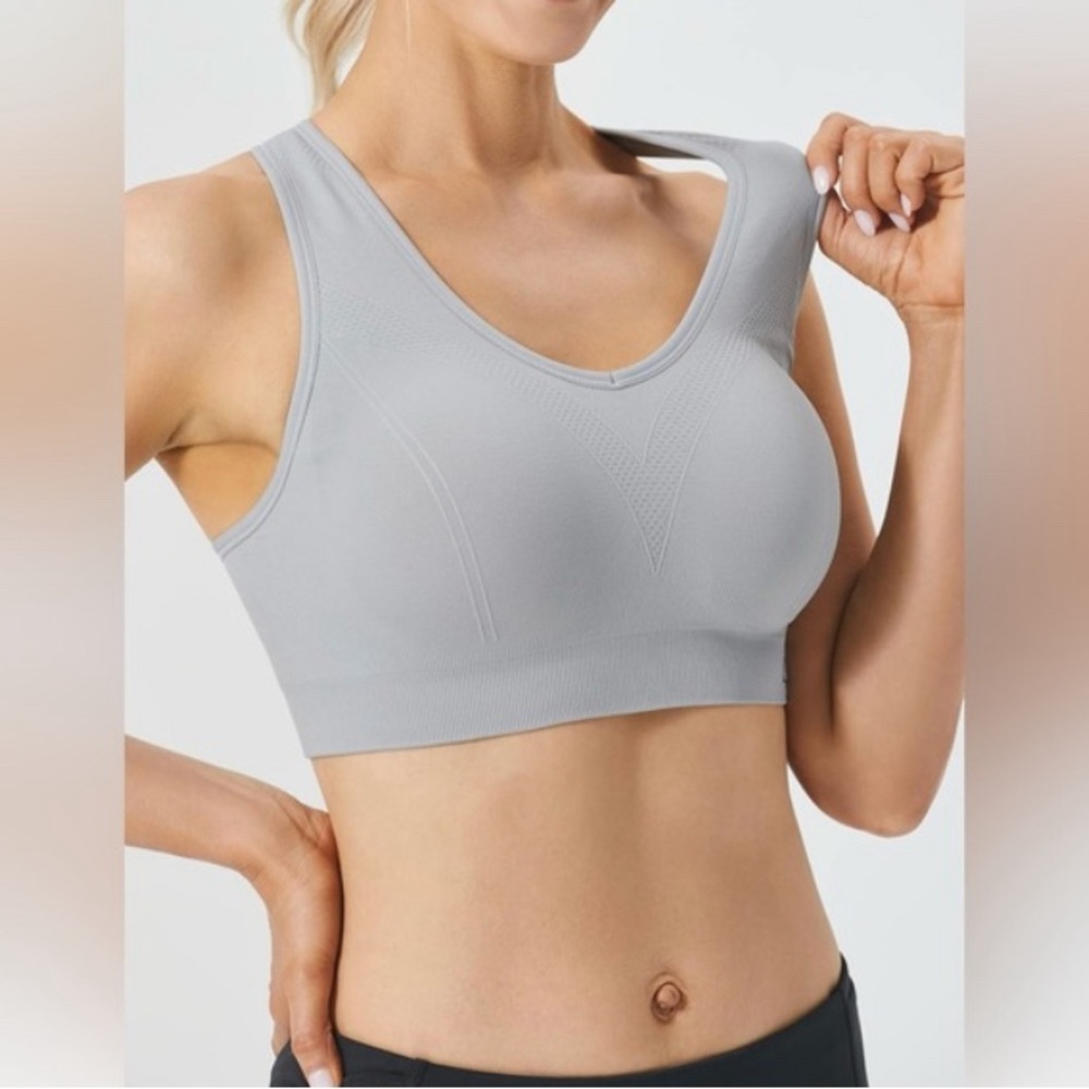 FITTIN Racerback Sports Bras for Women - Padded Seamless High Impact  M